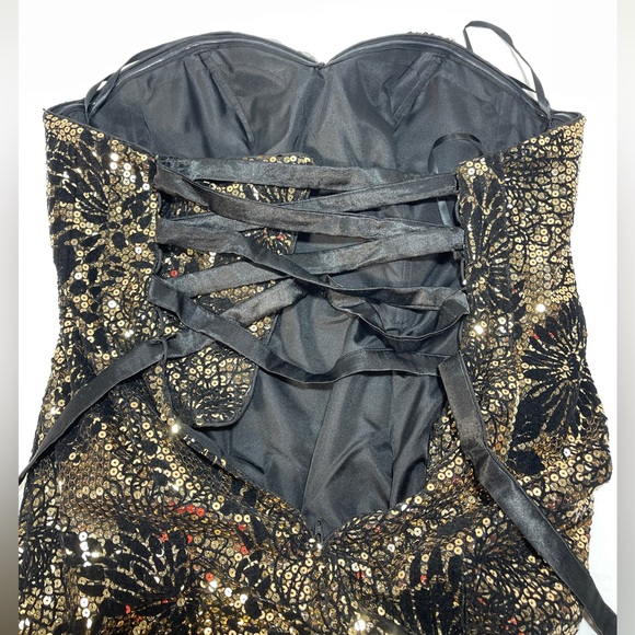 NWT Prom Victoria’s Sequins Rhinestones Black/Gold Gown Dress Women’s Size 6 - Picture 11 of 16